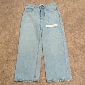 Abercrombie & Fitch High Rise Loose Jeans